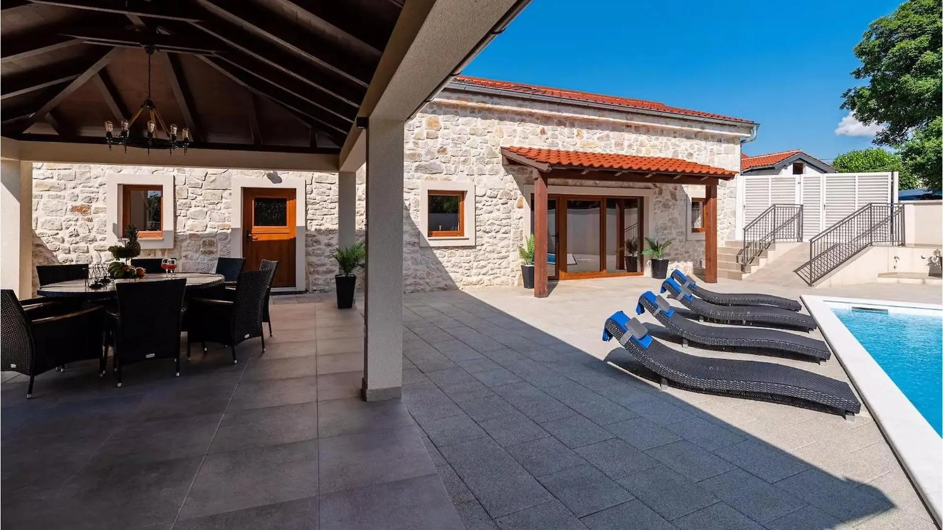 Villa Miandri Zadar 0*,  Croatia